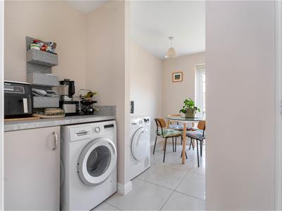 DOWNSTAIRS WC & UTILITY ROOM